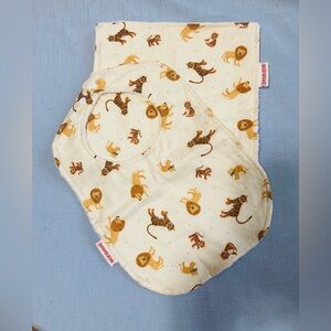 NWOT Bebbebokids 100% Cotton Handmade Lion Bib & Burpcloth Baby